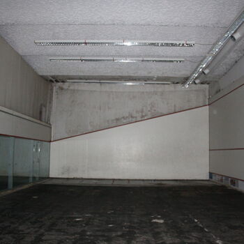 Kdo tady dřív sportoval? Opuštěné sportovní centrum