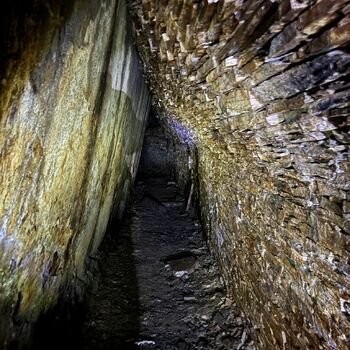 Verlassenes Bergwerk Verlassenes Bergwerk