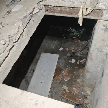 What put an end to this motor lodge? An abandoned motor lodge...