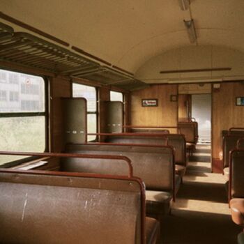 The site and wagons have been abandoned 🚂 🏭