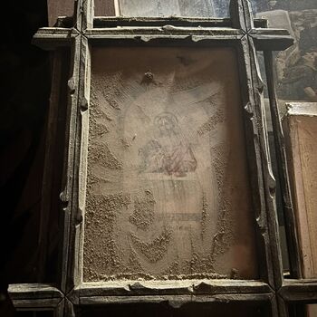 The photographer's house.