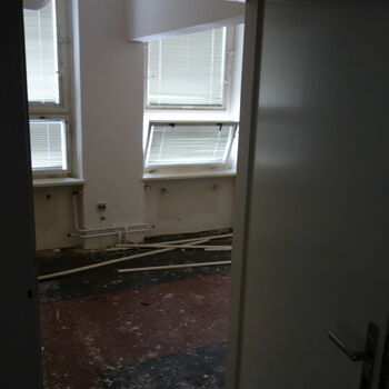 lednička bílé zboží domácí spotřebiče interiér domácí zařízení místnost dům