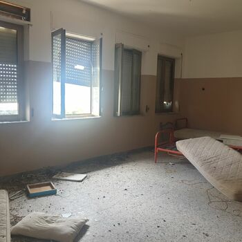 místnost interiér ložnice domácí nábytek dům podlaha výzdoba moderní tabulka lampa život luxusní Pohovka dřevo návrh