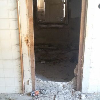 parapet konstrukční prvek podpora staré zeď dveře