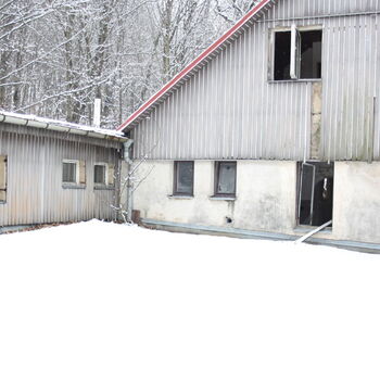 What is this place? An abandoned hotel?