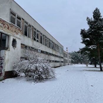 2022 Wohnsiedlung und Grundschule