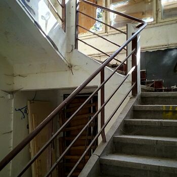 step support device architecture building structure barrier