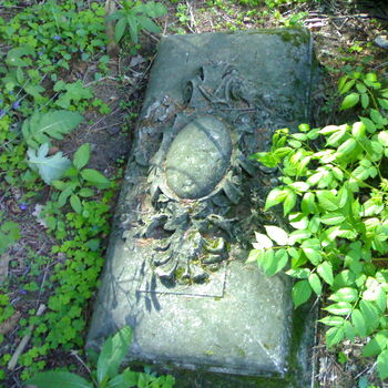 Mausoleum im Jeseníky-Gebirge