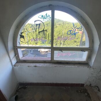 Kamenický Šenov verlassene Schule