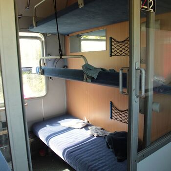 Smutný konec lehátkových a příměstkých vozů RJ