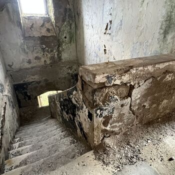 Bunkr pro ponorky Černá hora 2024