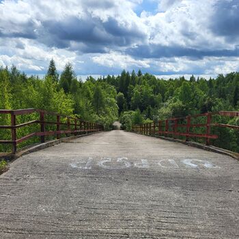 Anti-aircraft missile base