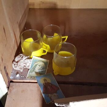 Urbex - House by the road