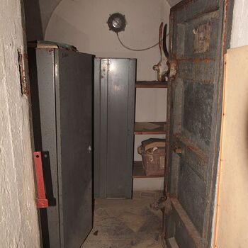 Kryt CO under the mound