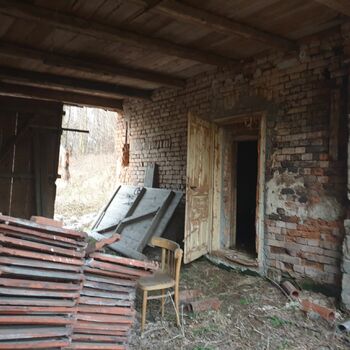 patio structure house area