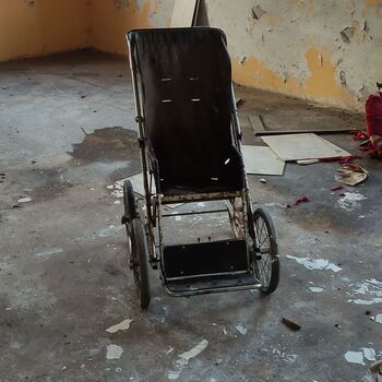 Institute for mentally handicapped children 🦋