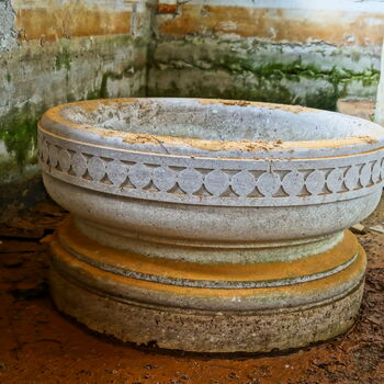 hrnec kontejner loď Vana