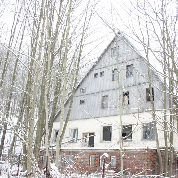 Co je toto za místo? Opuštěný hotel?