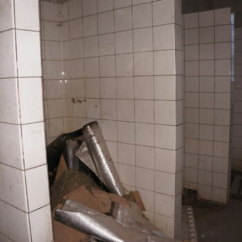 sprcha vodovodní armatura koupelna Toaleta místnost