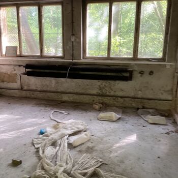 Vojenský objekt na kraji Prahy Vojenský objekt na kraji Prahy