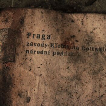 Pod okny Pragovka - poprvé