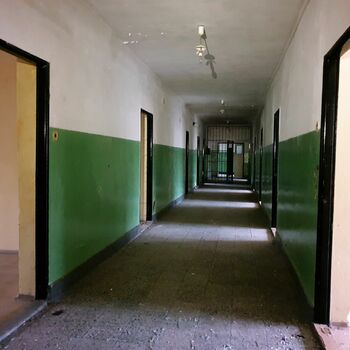 věznice interiér nápravném zařízení místnost podlaha dům věznice interiér nápravném zařízení místnost podlaha dům