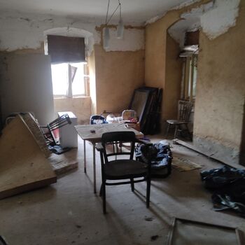 Dům Japonky a dluhů