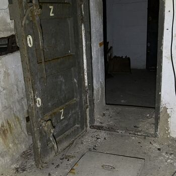 Unterirdische Abdeckung (-50m)