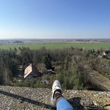 Bertzit Tower – Nedokončený experiment ⚙️🔥