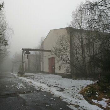 plot sníh nákupní vozík krajina zima bariéra vozík stromy plot sníh nákupní vozík krajina zima bariéra vozík stromy