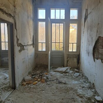 cell old wall architecture building stone door