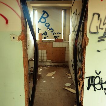 elevator lifting device architecture device building