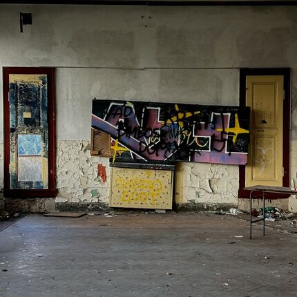 ᴀʙᴀɴᴅᴏɴᴇᴅ ꜱᴄʜᴏᴏʟ ᴀʙᴀɴᴅᴏɴᴇᴅ ꜱᴄʜᴏᴏʟ