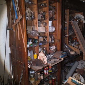 Dům babičky která nedojedla ledničku