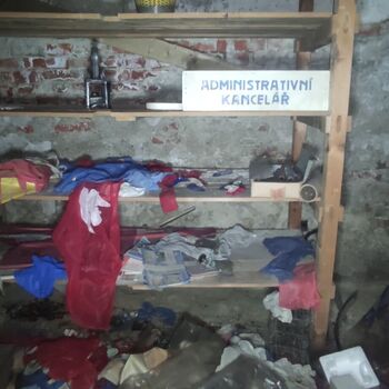 Abandoned Bunker ☢️🖤🏚️