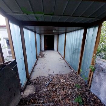 Das verlassene Krankenhaus