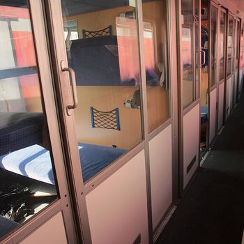 Smutný konec lehátkových a příměstkých vozů RJ