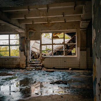 Brewery with underground factory