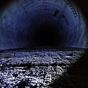 Emergency exit from the subway 🚇 Emergency exit from the subway 🚇