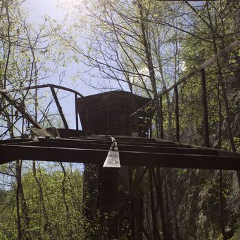 Filmkulissen im Steinbruch