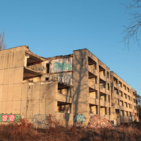 Bytový dům u letiště