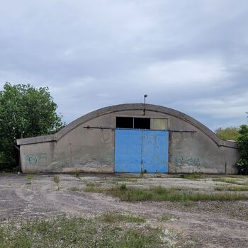 Probably a ceramicist .......