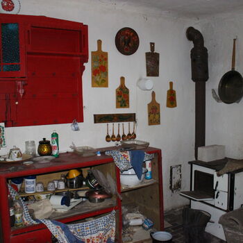 Chaloupka u skleněného ÚDU