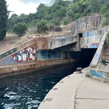 Bunkr pro ponorky Černá hora 2024