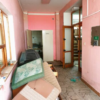 room interior furniture home house modern floor bedroom decor table