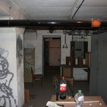 The terrifying underground! A semi-functional factory