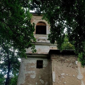 Verlassene Kirche II.