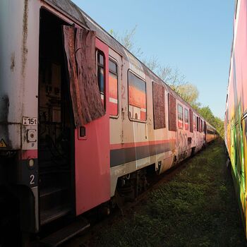 Smutný konec lehátkových a příměstkých vozů RJ