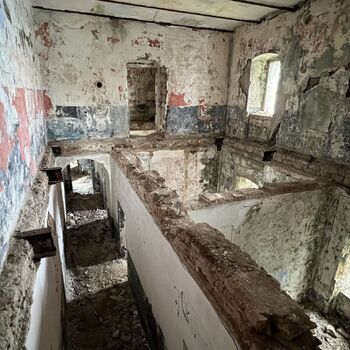 Bunkr pro ponorky Černá hora 2024