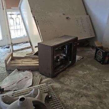 Kdo se tady léčil? Opuštěná psychiatrická léčebna...